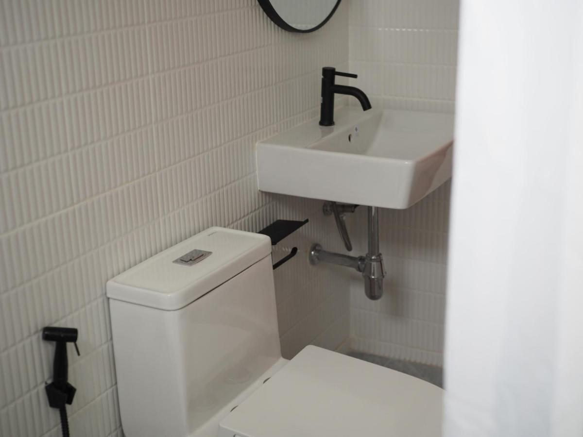 Krung Tone Hostel 방콕 외부 사진