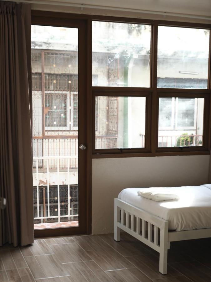 Krung Tone Hostel 방콕 외부 사진
