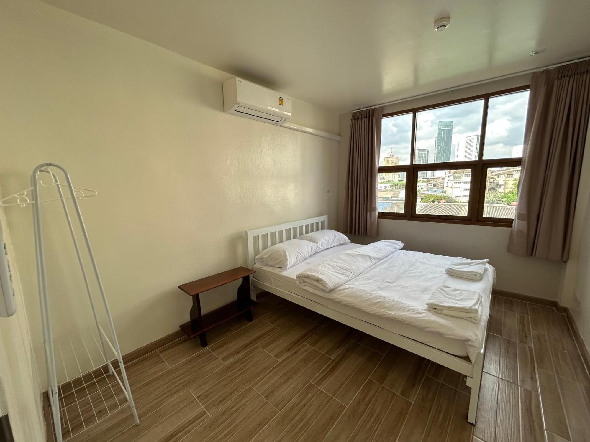 Krung Tone Hostel 방콕 외부 사진