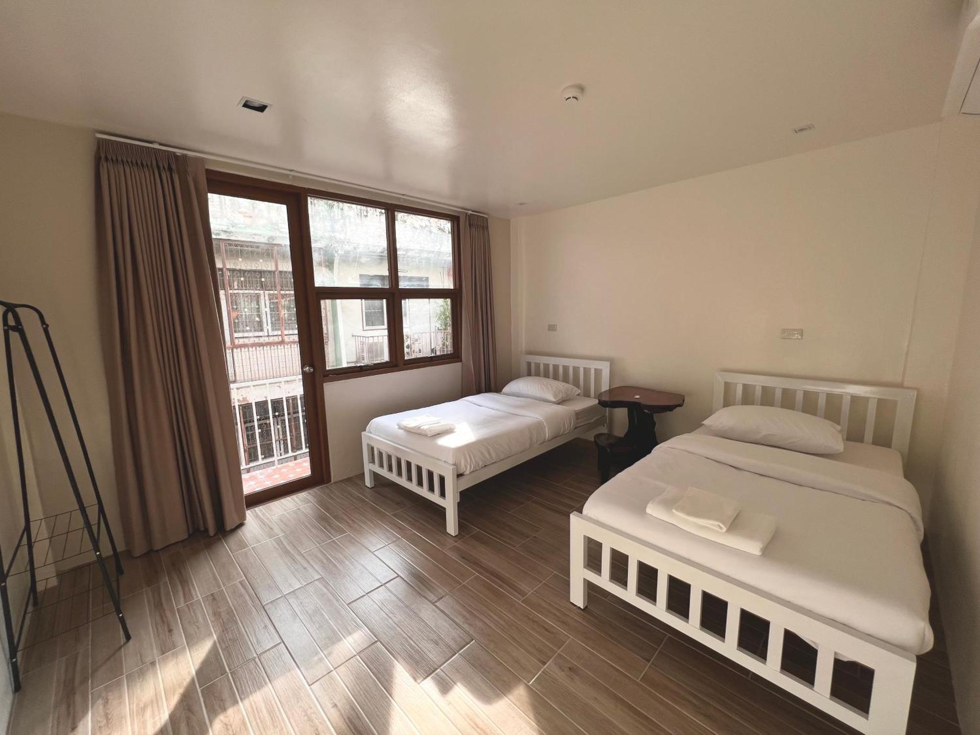 Krung Tone Hostel 방콕 외부 사진
