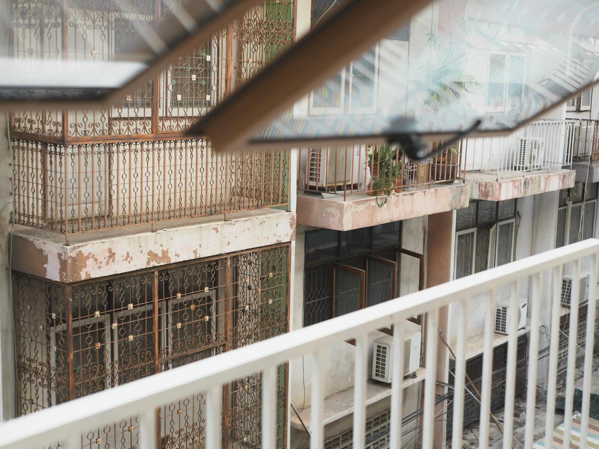 Krung Tone Hostel 방콕 외부 사진
